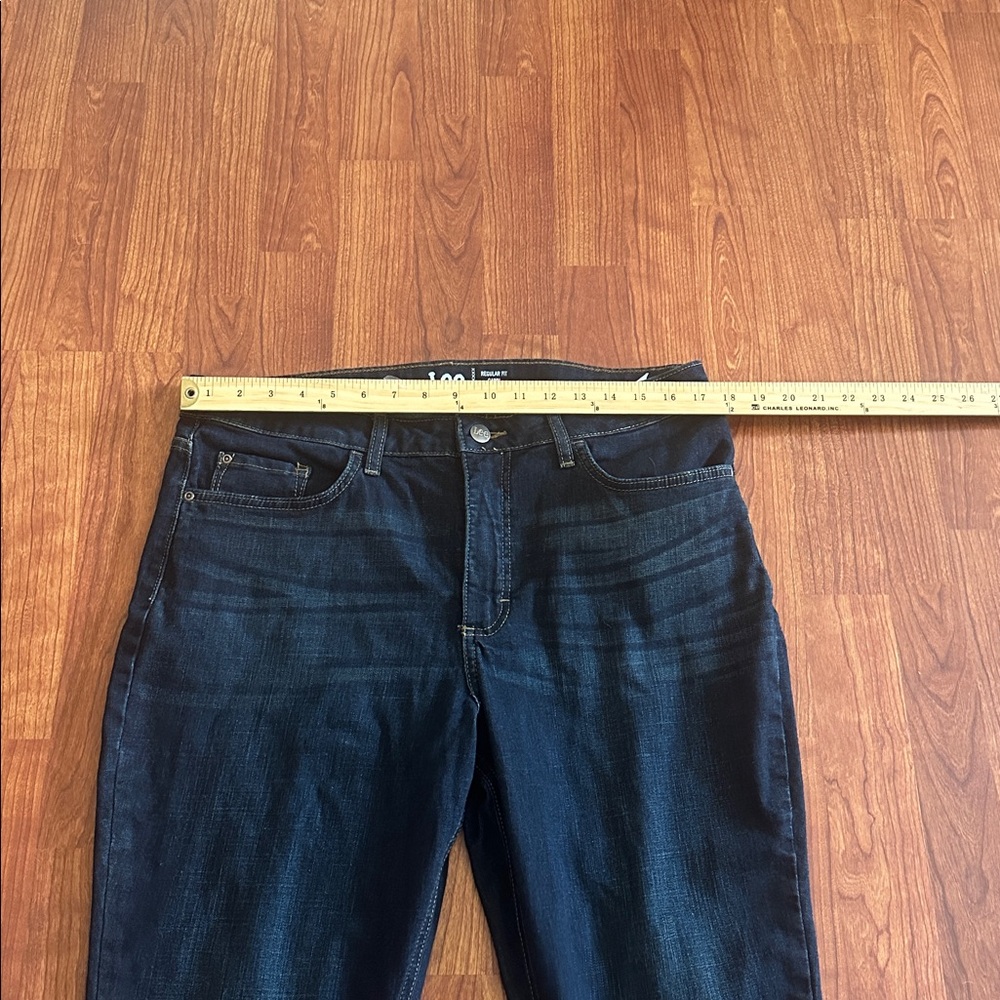 Lee Midnight Blue Regular Fit Mid rise Capri  Denim Jeans size 16 - Picture 2 of 7
